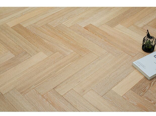 al por mayor alambre cepillado roble blanco ingeniería suelo