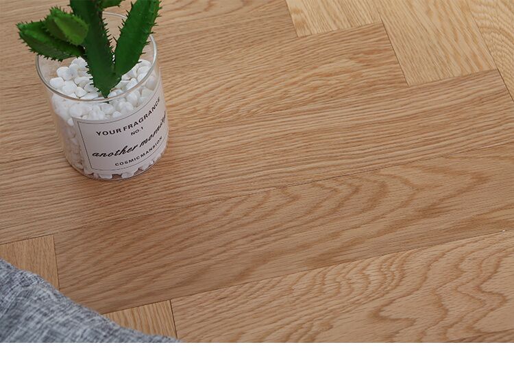 Parquet de plancher en chêne de finition naturelle durable