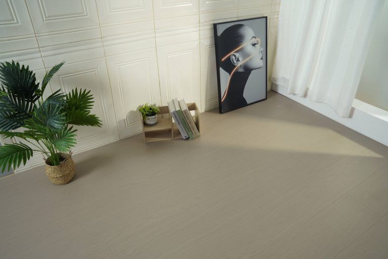 LZP902 scratch resistant laminate flooring for hotels
